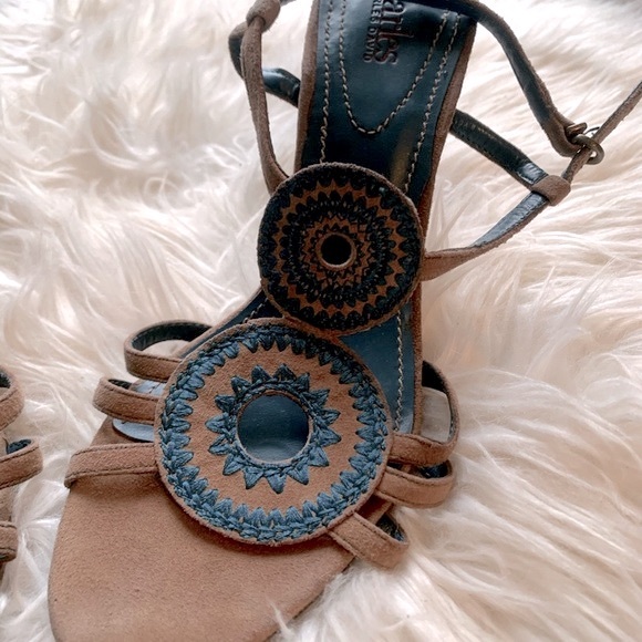 Charles David Embroidered Suede Leather Wood Kitten Heels Y2K 90s - Picture 4 of 6